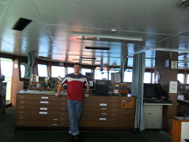 Автомобилист во Владивостоке избил девушку