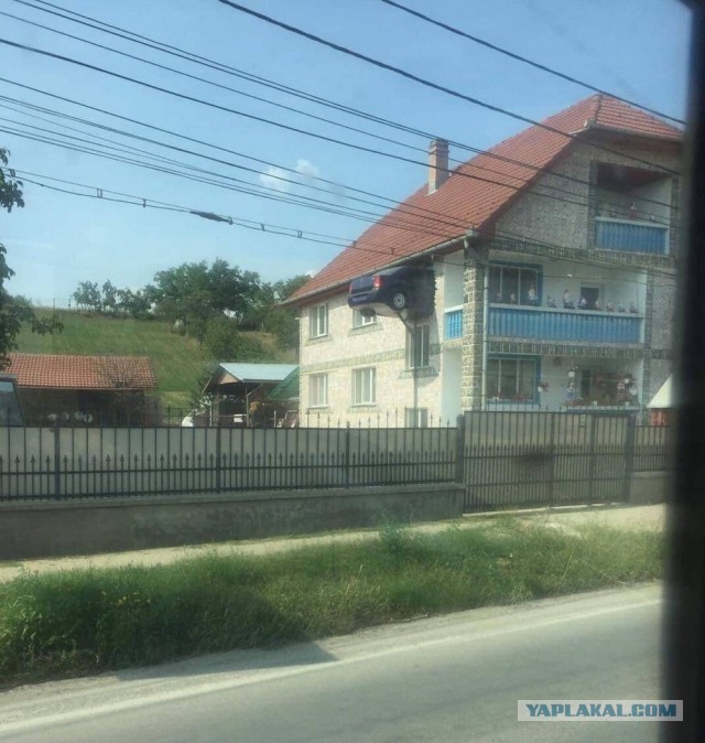 Бывают в жизни огорчения...