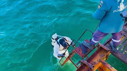 27 мешков мазута собрали со дна моря в Анапе