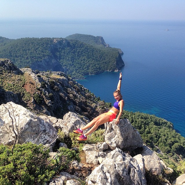 Олимпийская призерка  Елена Никитина на отдыхе