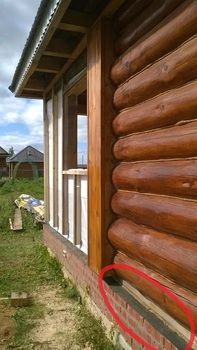 Баня из елки с диаметром 40-42 см. За 1 день.