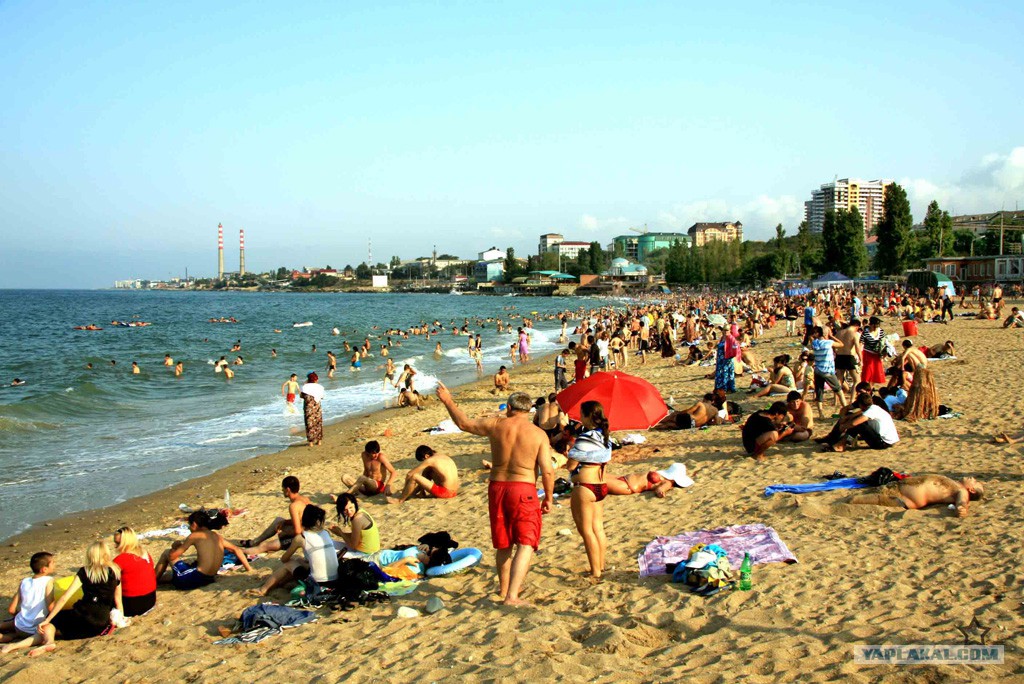 Городской пляж махачкала. Пляж в махачкале на каспийском море. Пляж махачкала 2022. Пляж березка дагестан. Пляжи дагестана.