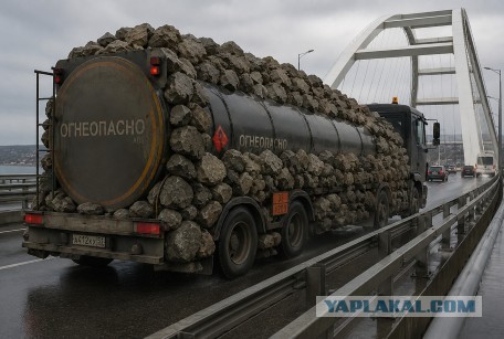 Бензовозы не смогли приехать в Севастополь: QR-коды на топливо выдавать не будут