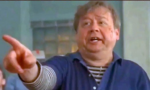 Министр сообщил, что "несмотря на возражения многих родителей, прививочную кампанию среди детей решено провести