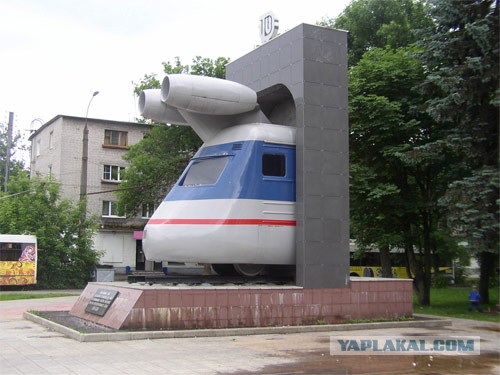 10 самых веселых памятников в России