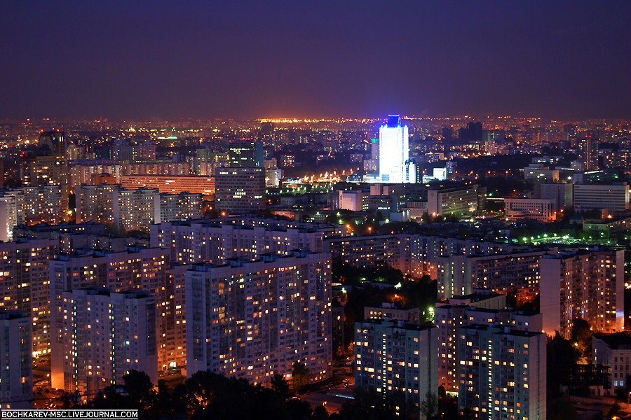Алма Ата столица центр города ночь