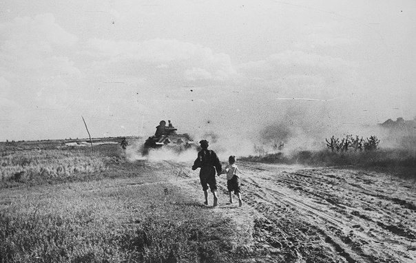 10 ударов 1944 года. 6 часть.