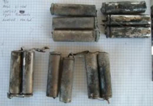 Второй пилот остался один в горящем самолёте или проблемы из-за батарейки