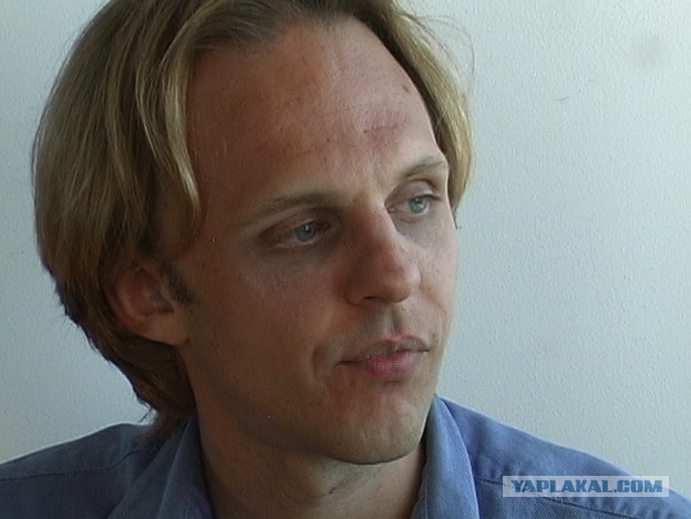 У гроба Папы Иоанна Павла II