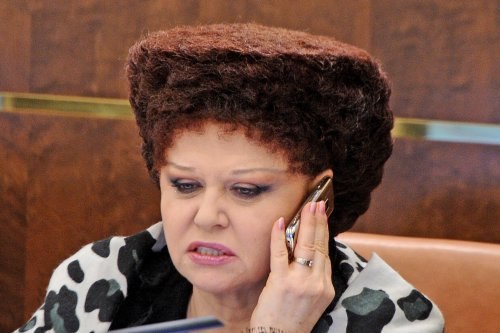 До и после: как одна лишь стрижка способна кардинально преобразить человека