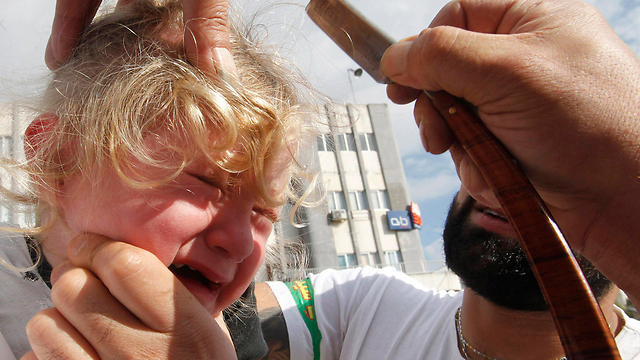 И с ЭТИМИ людьми надо ТОЛЕРАНТНОСТЬ проявлять? 18+