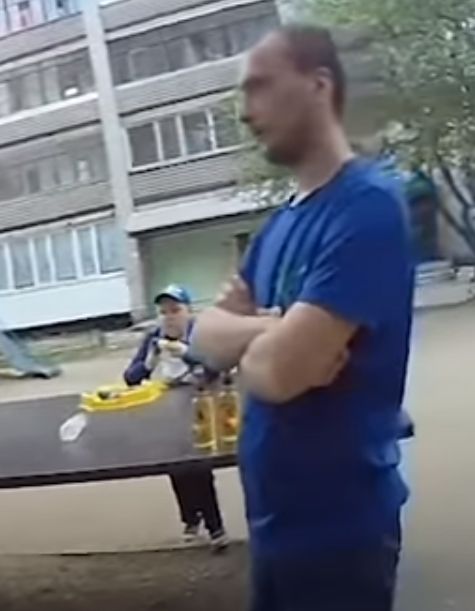 "Он просто мусор выносит!"  Задержание нарушителя самоизоляции