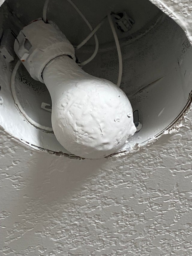 17 людей, которым доверили простую работу, но они и тут умудрились облажаться