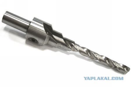 Шкаф зарукожопил!