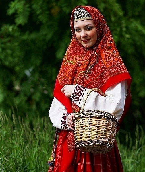 Иранская девушка сняла хиджаб