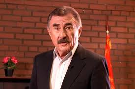 Просьба мужчин проходить мимо