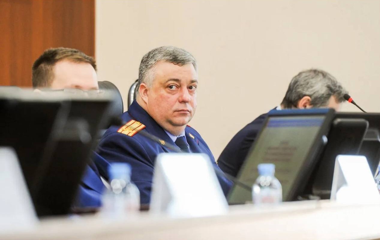 У главы СК по Челябинской области Алексея Колбасина арестовали счета на сумму почти 4 млрд рублей.