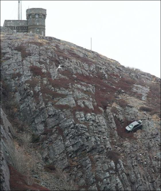 Неприятности случаются.