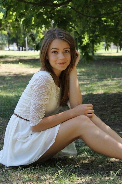 Девушки в коротких юбках
