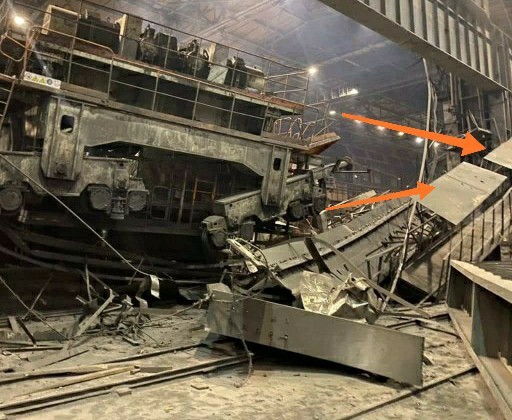 На НЛМК при обрушении мостового крана погибла женщина-машинист