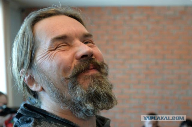 Свидание с сайта знакомств закончилось избиением девушки в Петербурге
