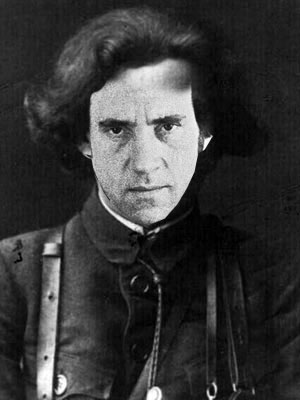 "Опасные гастроли":  Высоцкий в Донбассе