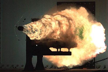 США построили ракетный эсминец будущего