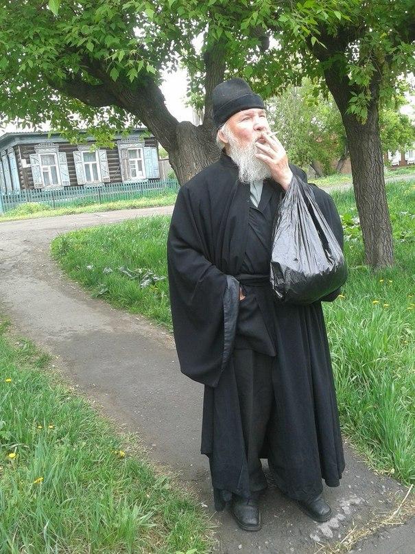Надбавку врачам урежут вдвое в 2017 году