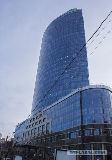 Световое представление на Останкинской телебашне