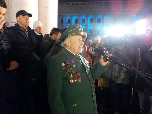 Сегодня утром в Луганске убит командир ополчения
