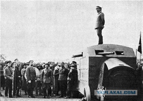 Такое объявление висело в маршрутке