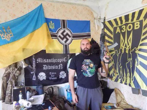 В Раде потребовали от Меркель привезти в Киев деньги и покаяться
