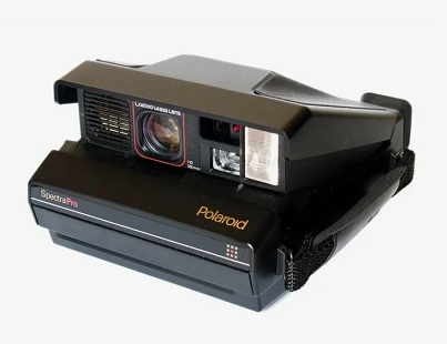 Polaroid: как дважды обанкротилась легендарная компания и что с ней сейчас — история бренда