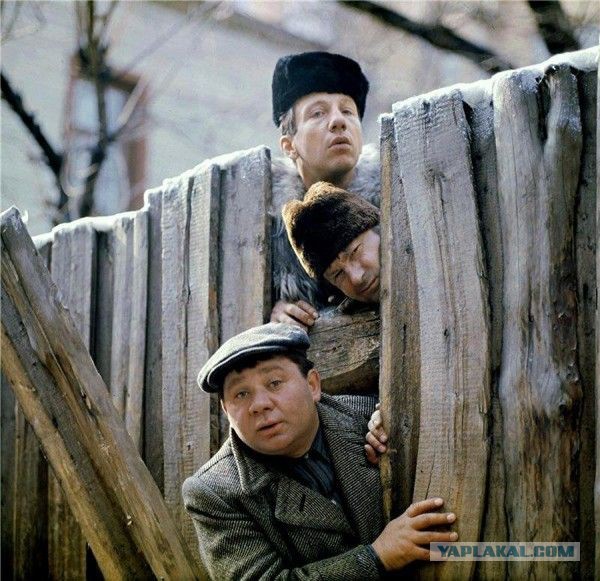 Скромная девочка