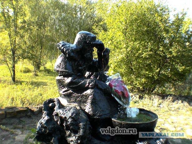 Памятники артистам и их ролям