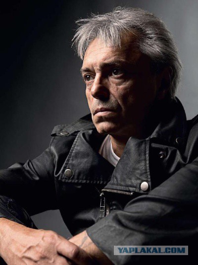 Фото актеров и музыкантов, из которых харизма плещет через край