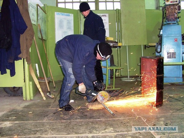 Двигатель гигантского самолёта Ан-225 горит в аэропорту Лейпцига