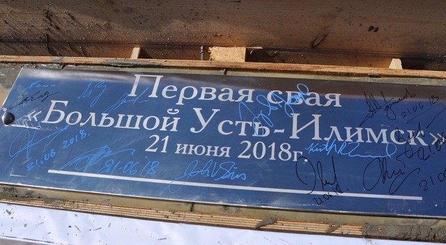 Жесть и ненависть в Губахе. Беременная школьница изнасиловала соперницу лейкой с кипятком