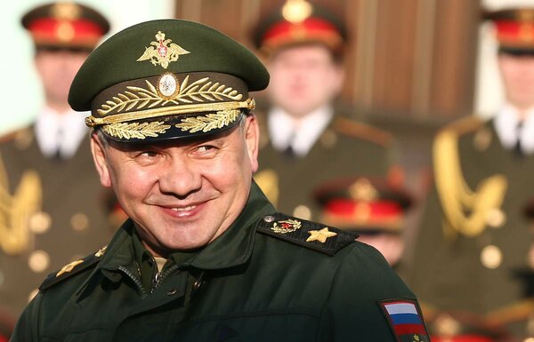Я сегодня вам расскажу ребята о величайшем полководце современной России, министре обороны, "герое"-России  Шойгу. 13108625