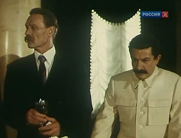 Тайна смерти Горького. За что расстреляли лечащих врачей писателя?