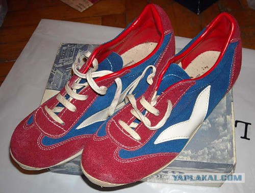 Кроссовки томис румыния 1980 90