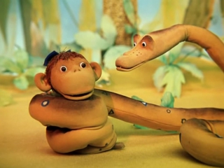 Он не кусается, он просто поиграться хотел ...