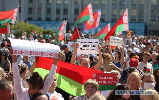 "Сегодня уже понаехали сюда из Польши, Голландии, Украины, с этой открытой России, Навального и так далее и тому подобное..."