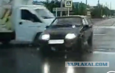На ровном месте в замес из 4-рех машин