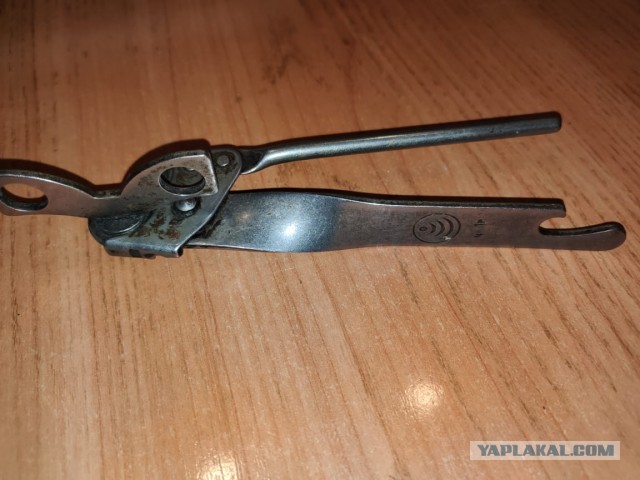 Есть ли у вас вещь из СССР, который вы до сих пор пользуетесь?