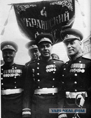Леонид Ильич Брежнев на отдыхе и не только