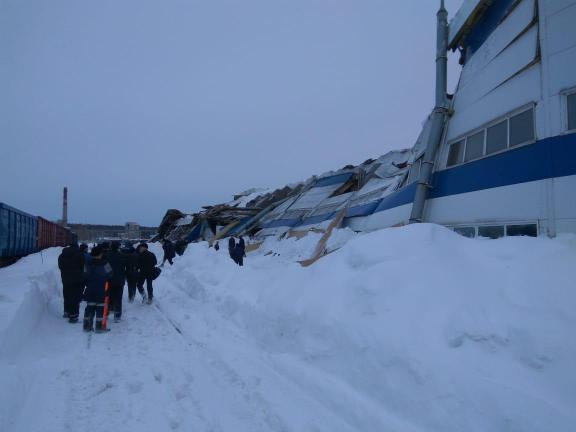 Обрушение кровли завода Новотранс в Прокопьевске