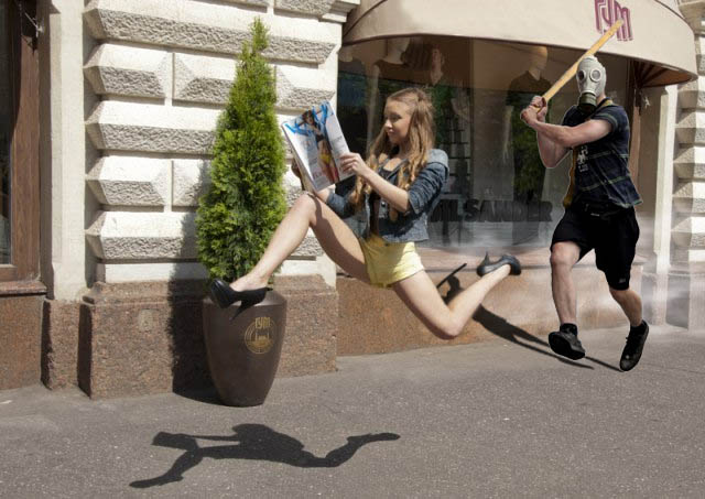Фотожаба: Читает журнал на лету