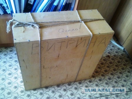 Трампу передали ящик красной икры из Хабаровского края