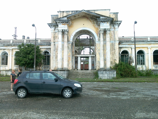 В Абхазию на машине с палатками